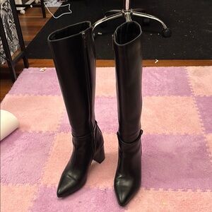 Anne Klein Black Heeled Boots